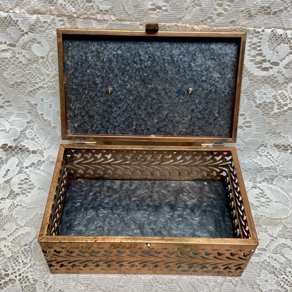 Vintage, Pierced Copper Tone Metal and Gray Lucite Boxy Purse- 8in x4.5 x 3.5in - Picture 12 of 12